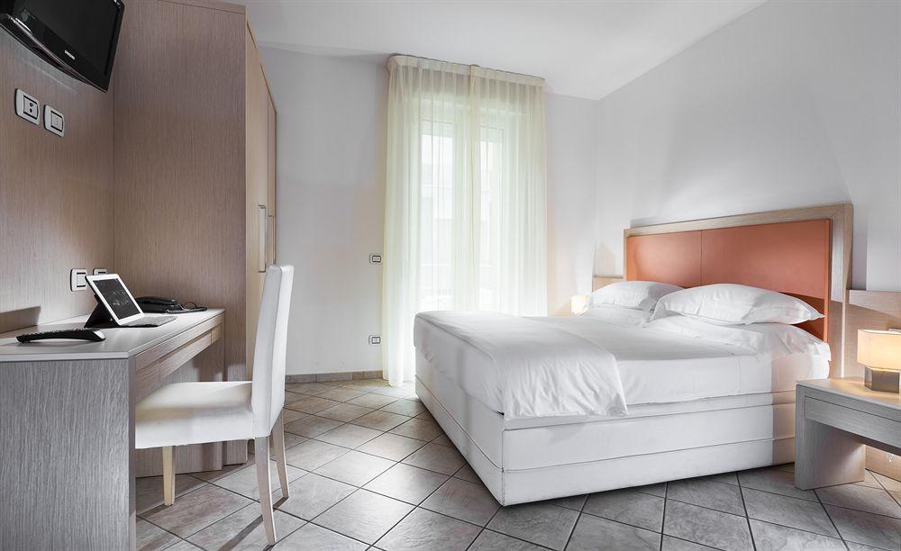 Milano Resort Bellaria-Igea Marina Exterior photo